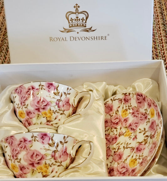 Candy Rose Bloom 2 Teacup & Saucer Set